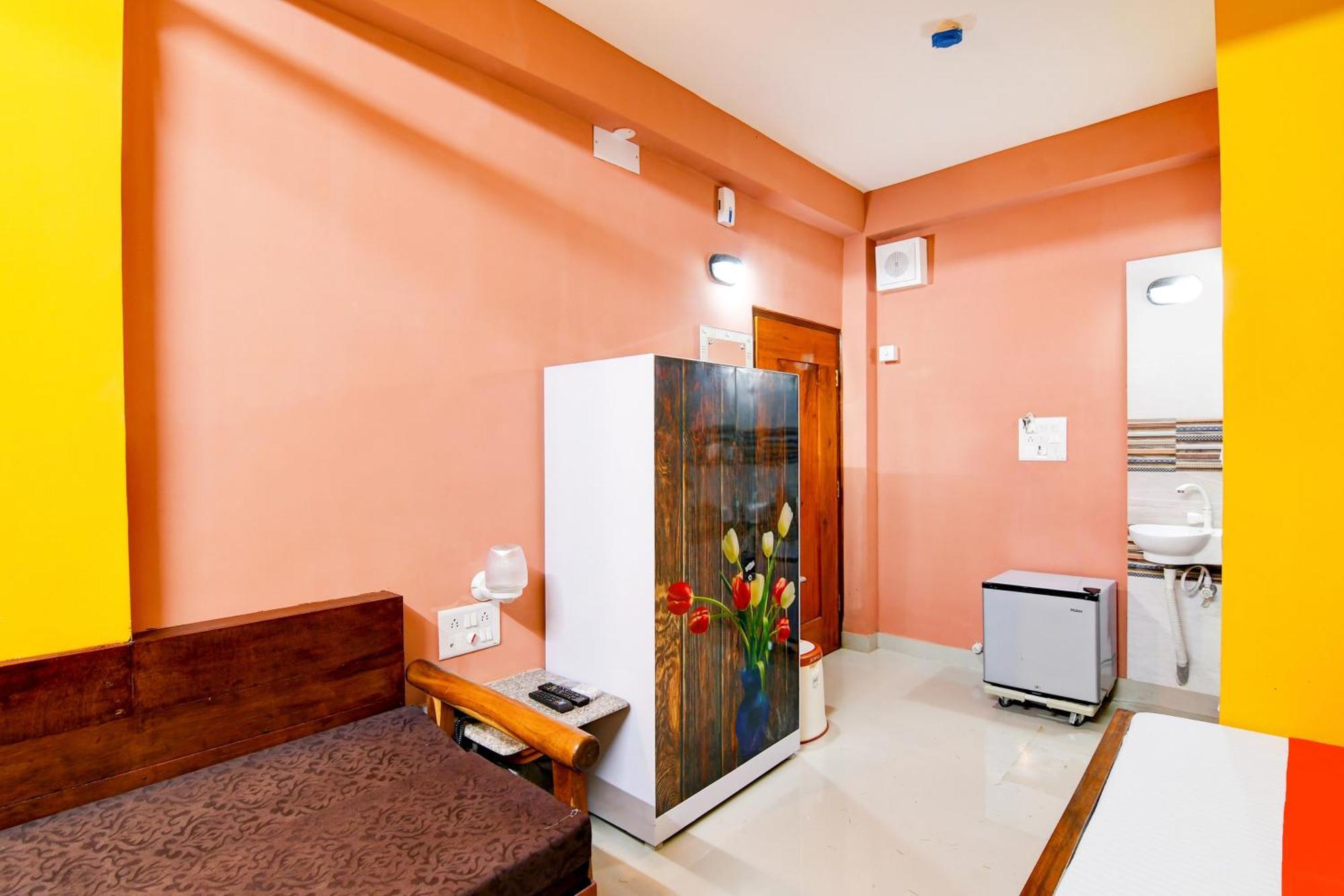 Hotel O Metrortel Guest House Kalküta Dış mekan fotoğraf